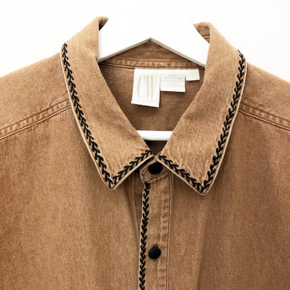 Vintage Cottagecore Western Embroidered Button Up - Picture 6 of 9